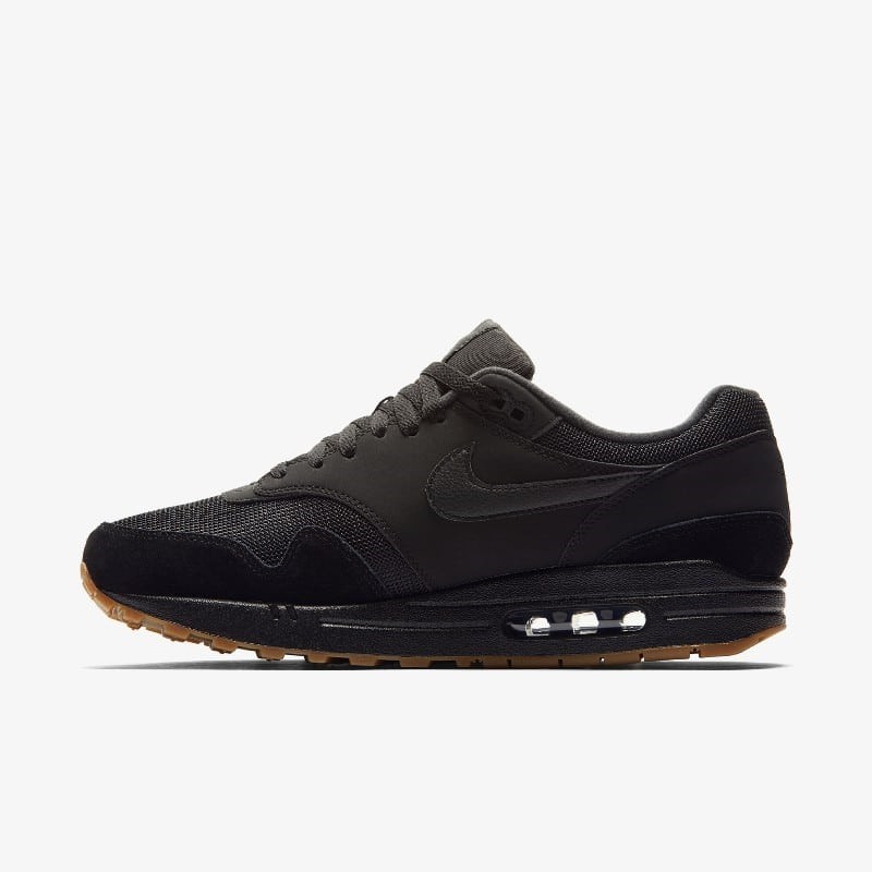 Black and gum sales air max 1